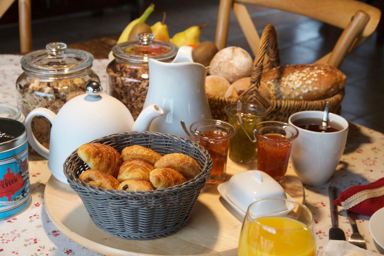 Bed and Breakfast Le Manoir Du Pont Senot Noron-la-Poterie Exterior foto